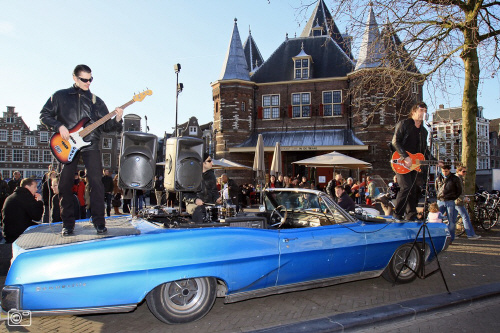 Rock & Roll Trio met Amerikaan